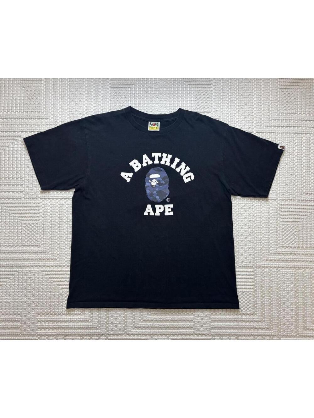 A Bathing Ape BAPE Graphic Logo T-Shirt XL Black